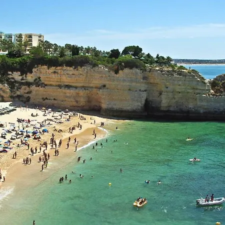 Deolinda - Nossa Sra Da Rocha Porches (Algarve)