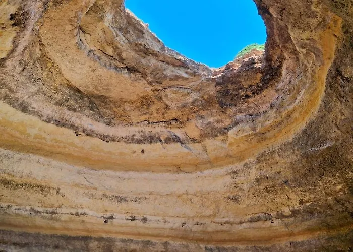 Deolinda - Nossa Sra Da Rocha Daire