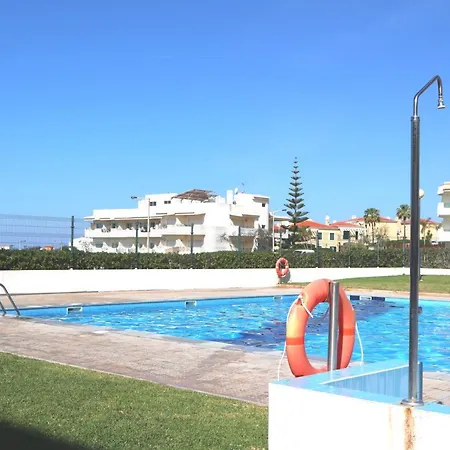 Deolinda - Nossa Sra Da Rocha Porches (Algarve)